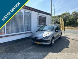 Grijs Gebruikt 2003 Peugeot 206 Hatchback | € 1.450