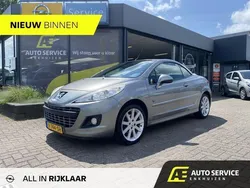 Grijs Gebruikt 2011 Peugeot 207 CC Roland Garros Cabriolet | € 7.950
