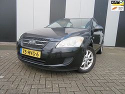 Zwart, metallic lak Gebruikt 2009 Kia Ceed Stationwagen | € 1.950 (Goede deal)