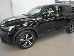 Zwart Gebruikt 2023 Volvo XC40 Core SUV | € 36.950 (Eerlijke prijs)