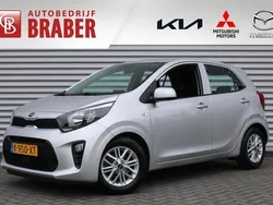 Grijs Gebruikt 2021 Kia Picanto Hatchback | € 13.900 (Iets duurder)