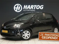 Zwart Gebruikt 2019 Toyota Yaris Active Hatchback | € 14.850 (Eerlijke prijs)