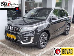 Zwart Gebruikt 2023 Suzuki Vitara Style SUV | € 27.945 (Eerlijke prijs)