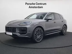 Grijs, metallic lak Gebruikt 2024 Porsche Cayenne SUV | € 134.950