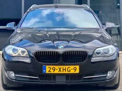Zwart Gebruikt 2012 BMW 520 Executive Stationwagen | € 11.250 (Iets duurder)