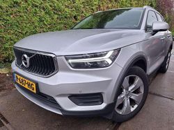 Grijs Gebruikt 2018 Volvo XC40 Momentum SUV | € 18.551 (Eerlijke prijs)