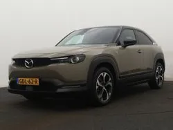 Geel metallic Nieuw 2024 Mazda MX30 Ad'Vantage SUV | € 30.945
