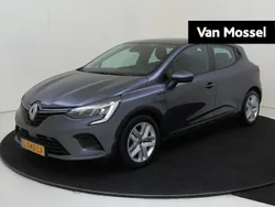 Grijs Gebruikt 2021 Renault Clio V Zen Hatchback | € 14.435 (Eerlijke prijs)
