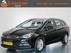 Zwart Gebruikt 2018 Opel Astra Edition Stationwagen | € 10.900 (Goede deal)