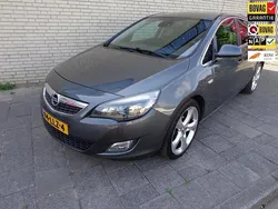 Grijs Gebruikt 2010 Opel Astra Sport Hatchback | € 3.950 (Eerlijke prijs)