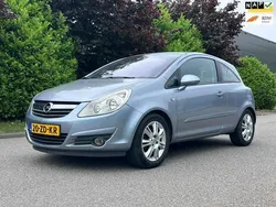 Grijs Gebruikt 2007 Opel Corsa Cosmo Hatchback | € 2.950 (Eerlijke prijs)