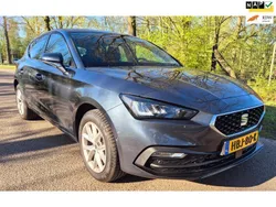 Grijs Gebruikt 2024 Seat Leon Business Hatchback | € 22.150 (Super prijs)