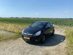 Zwart Gebruikt 2010 Opel Corsa Edition Hatchback | € 3.950 (Goede deal)