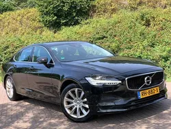 Zwart Gebruikt 2017 Volvo S90 Momentum Sedan | € 21.950 (Eerlijke prijs)