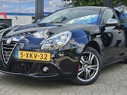 Zwart Gebruikt 2014 Alfa Romeo Giulietta Exclusive Hatchback | € 8.800 (Eerlijke prijs)