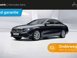 Zwart, metallic lak Gebruikt 2017 Mercedes E200 Business Sedan | € 29.350 (Eerlijke prijs)