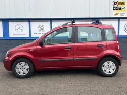 Rood, metallic lak Gebruikt 2004 Fiat Panda Dynamic Hatchback | € 1.495 (Eerlijke prijs)