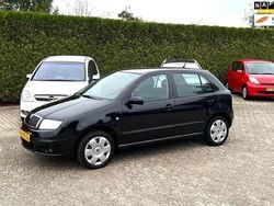 Zwart Gebruikt 2007 Skoda Fabia Hatchback | € 1.999