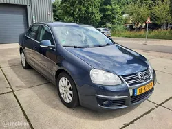 Grijs Gebruikt 2010 VW Jetta Comfortline Sedan | € 4.475 (Eerlijke prijs)