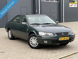 Groen Gebruikt 1999 Toyota Camry Executive Sedan | € 2.350