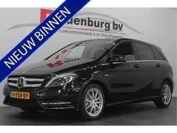 Zwart Gebruikt 2012 Mercedes B200 Ambition MPV | € 11.945 (Eerlijke prijs)