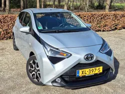 Zilver Gebruikt 2018 Toyota Aygo X-cite Hatchback | € 8.795 (Super prijs)