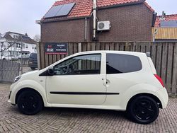 Geel Gebruikt 2011 Renault Twingo Collection Hatchback | € 3.950 (Eerlijke prijs)
