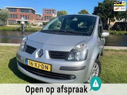 Grijs Gebruikt 2007 Renault Modus Dynamique MPV | € 990 (Goede deal)