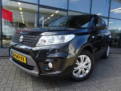 Zwart Gebruikt 2022 Suzuki Vitara Comfort SUV | € 15.945 (Super prijs)
