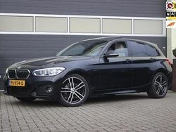 Zwart Gebruikt 2017 BMW 118 Executive Hatchback | € 16.900 (Eerlijke prijs)