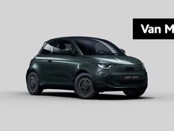 Groen Nieuw 2025 Fiat 500e Hatchback | € 41.490