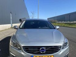 Grijs Gebruikt 2015 Volvo V60 Stationwagen | € 12.500 (Goede deal)