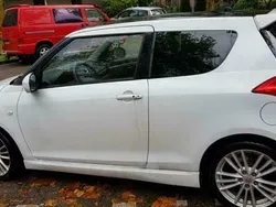 Wit Gebruikt 2012 Suzuki Swift Sport Hatchback | € 9.750 (Eerlijke prijs)