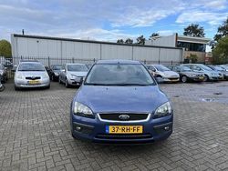 Blauw Gebruikt 2005 Ford Focus Stationwagen | € 499 (Super prijs)