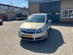 Grijs Gebruikt 2007 Opel Zafira MPV | € 1.990 (Eerlijke prijs)