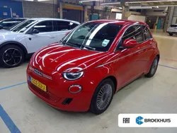 Rood Gebruikt 2024 Fiat 500e Urban Hatchback | € 24.900 (Eerlijke prijs)