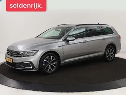Zilver Gebruikt 2022 VW Passat Business Sedan | € 24.700 (Goede deal)