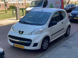 Wit Gebruikt 2011 Peugeot 107 Hatchback | € 2.750 (Iets duurder)