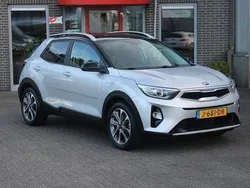 Grijs Gebruikt 2020 Kia Stonic SUV | € 15.750 (Eerlijke prijs)