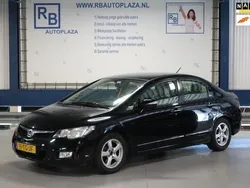 Zwart Gebruikt 2006 Honda Civic Hybrid Sedan | € 2.750 (Eerlijke prijs)