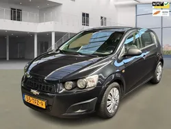 Zwart, metallic lak Gebruikt 2012 Chevrolet Aveo LS Hatchback | € 3.199 (Eerlijke prijs)