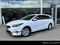Wit Nieuw 2025 Kia Ceed Stationwagen | € 30.495 (Eerlijke prijs)