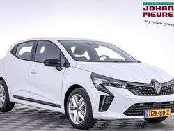 Wit Nieuw 2025 Renault Clio V Evolution Hatchback | € 19.890 (Eerlijke prijs)