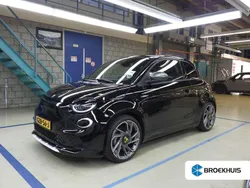 Zwart Gebruikt 2024 Abarth 500e Turismo Hatchback | € 28.400 (Goede deal)