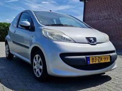 Grijs Gebruikt 2008 Peugeot 107 Hatchback | € 1.500 (Eerlijke prijs)