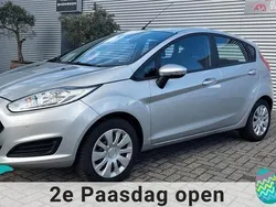 Zilver, metallic lak Gebruikt 2017 Ford Fiesta Hatchback | € 9.250 (Eerlijke prijs)