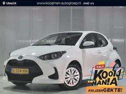 Wit Gebruikt 2023 Toyota Yaris Active Hatchback | € 21.900 (Eerlijke prijs)