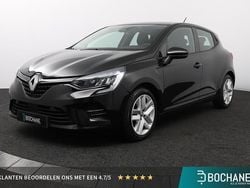 Zwart Gebruikt 2022 Renault Clio V Business Hatchback | € 17.695 (Super prijs)