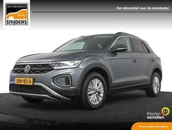 Grijs Gebruikt 2025 VW T-Roc Edition SUV | € 28.950 (Eerlijke prijs)