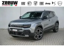 Grijs, metallic lak Nieuw 2025 Jeep Avenger Summit SUV | € 36.900 (Goede deal)